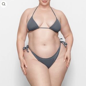 SKIMS Swim Set - Large Dipped Tie Bottoms & Large Triangle Top in Gunmetal